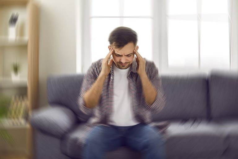 5 Best Essential Oils for Vertigo Recommended by a Chiropractor in Hiawatha